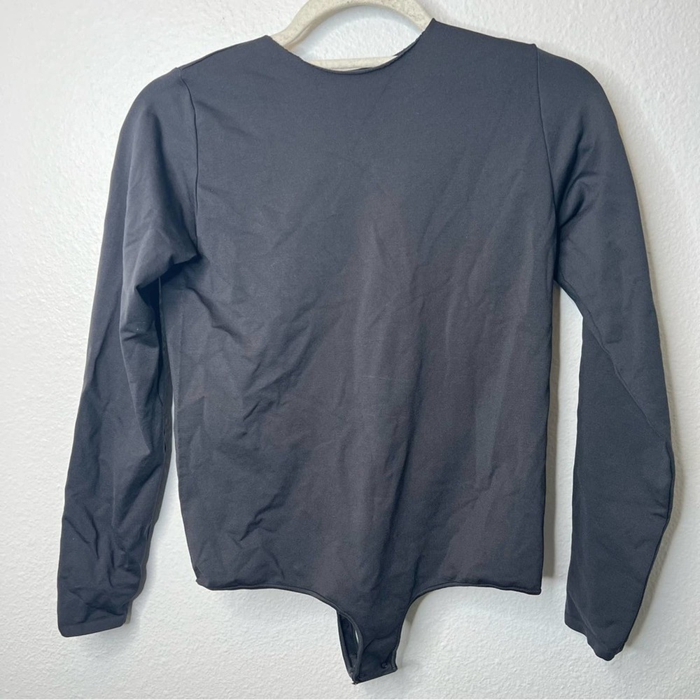 NWOT SKIMS Crew Neck Long Sleeve Bodysuit - Picture 2 of 7